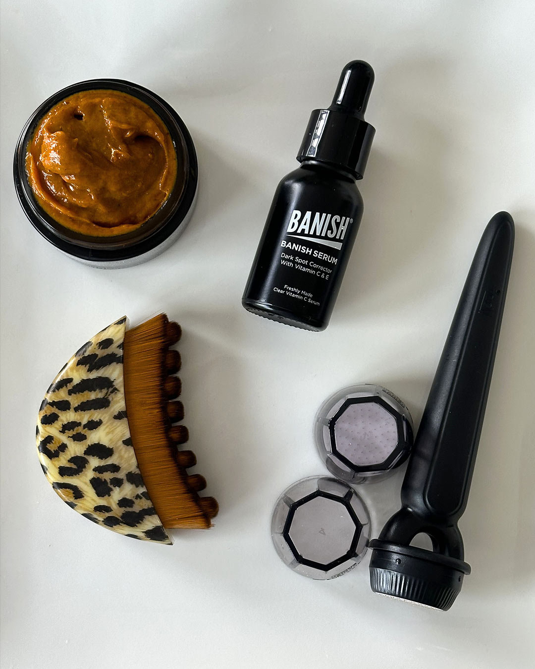 banish black derma stamp kit with contouring brush, pumpkin mask and serum